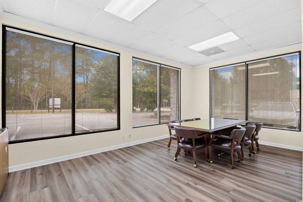 313 Commerce Dr. Photo 14