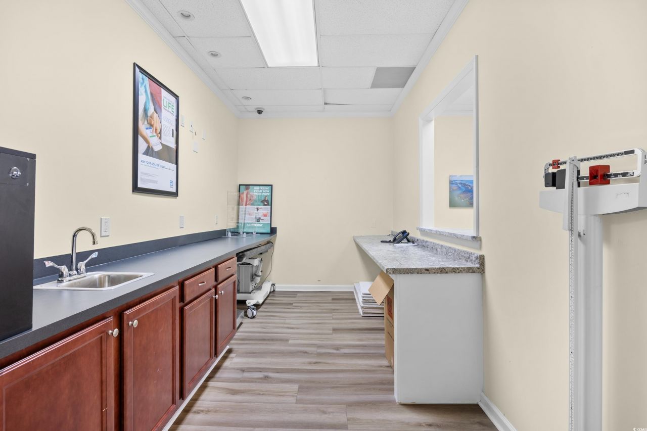 313 Commerce Dr. Photo 9