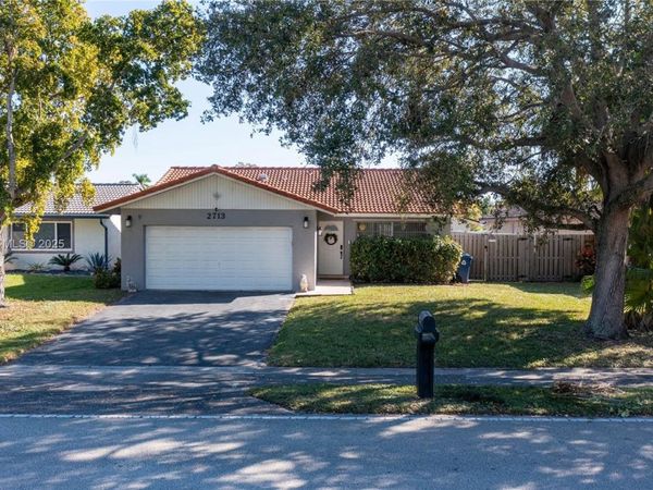 2713 NW 123rd Ave, Coral Springs, FL 33065