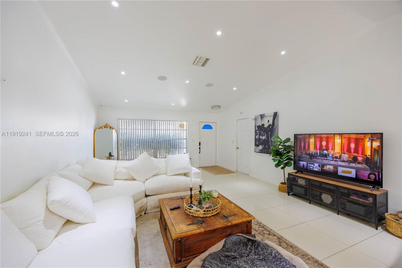 2713 NW 123rd Ave, Coral Springs, FL 33065 Photo