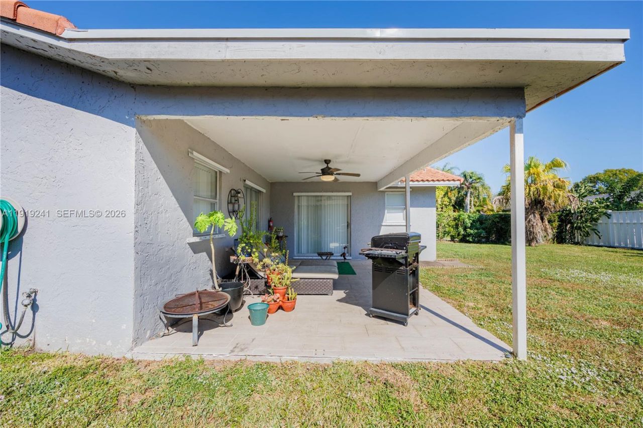 2713 NW 123rd Ave, Coral Springs, FL 33065 Photo