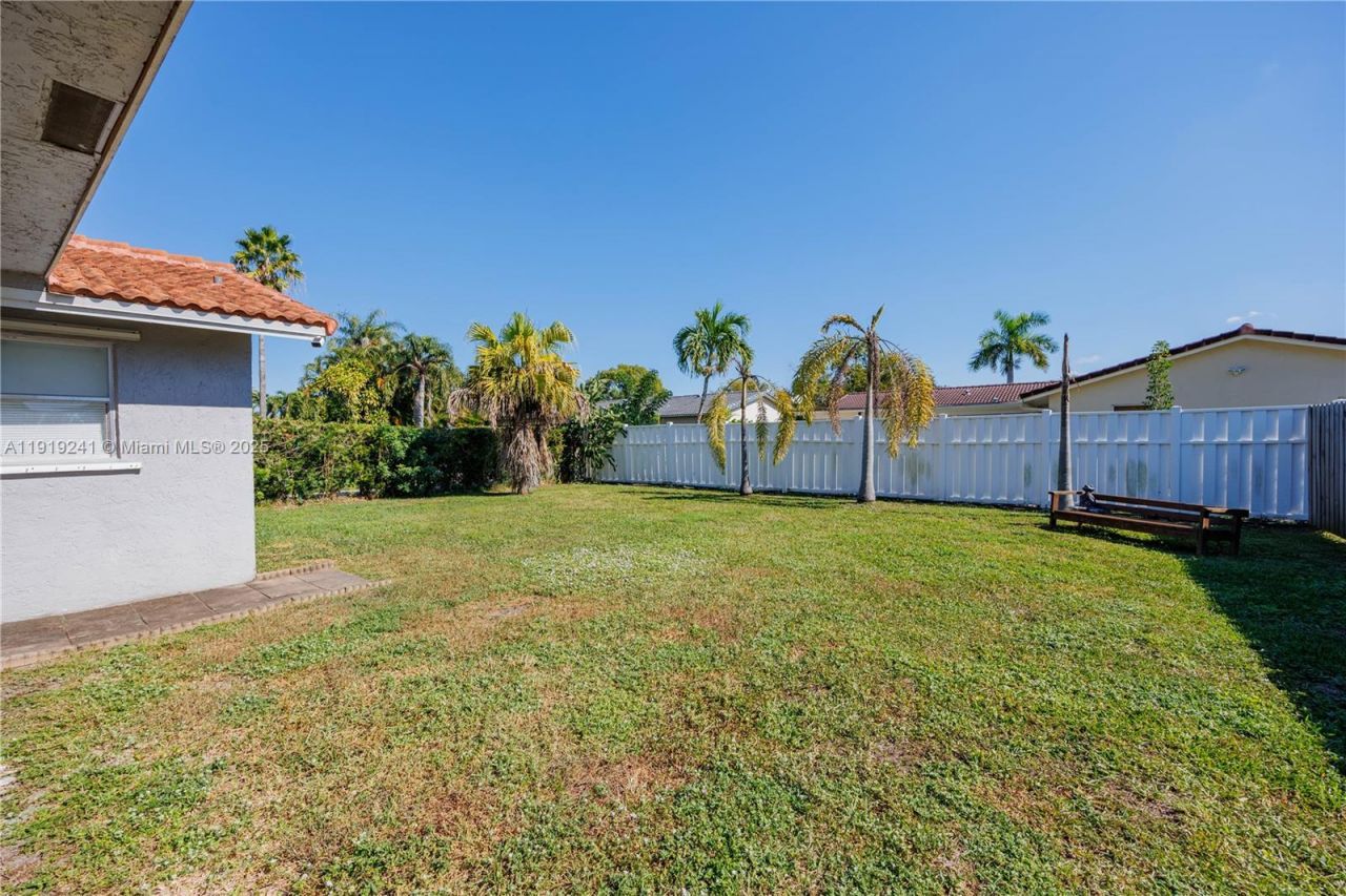 2713 NW 123rd Ave, Coral Springs, FL 33065 Photo