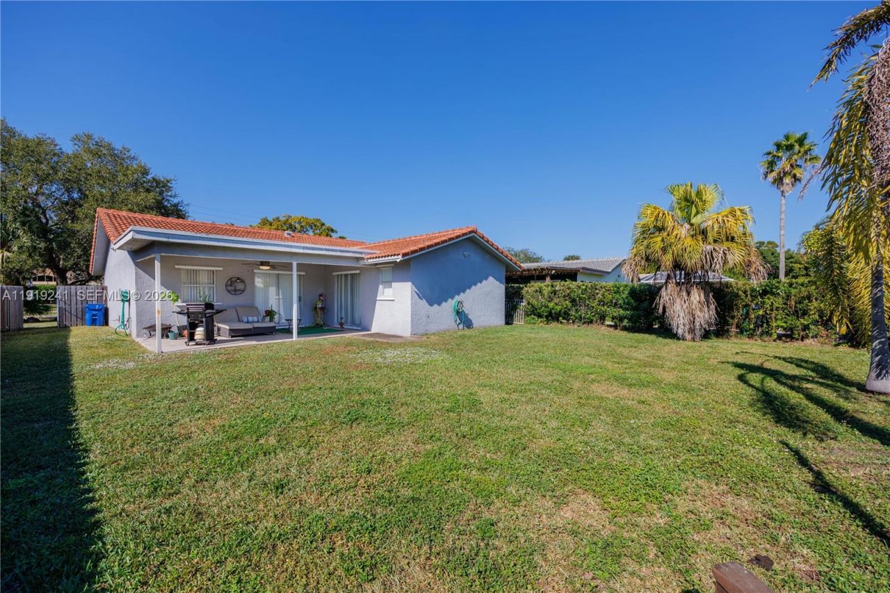 2713 NW 123rd Ave, Coral Springs, FL 33065 Photo