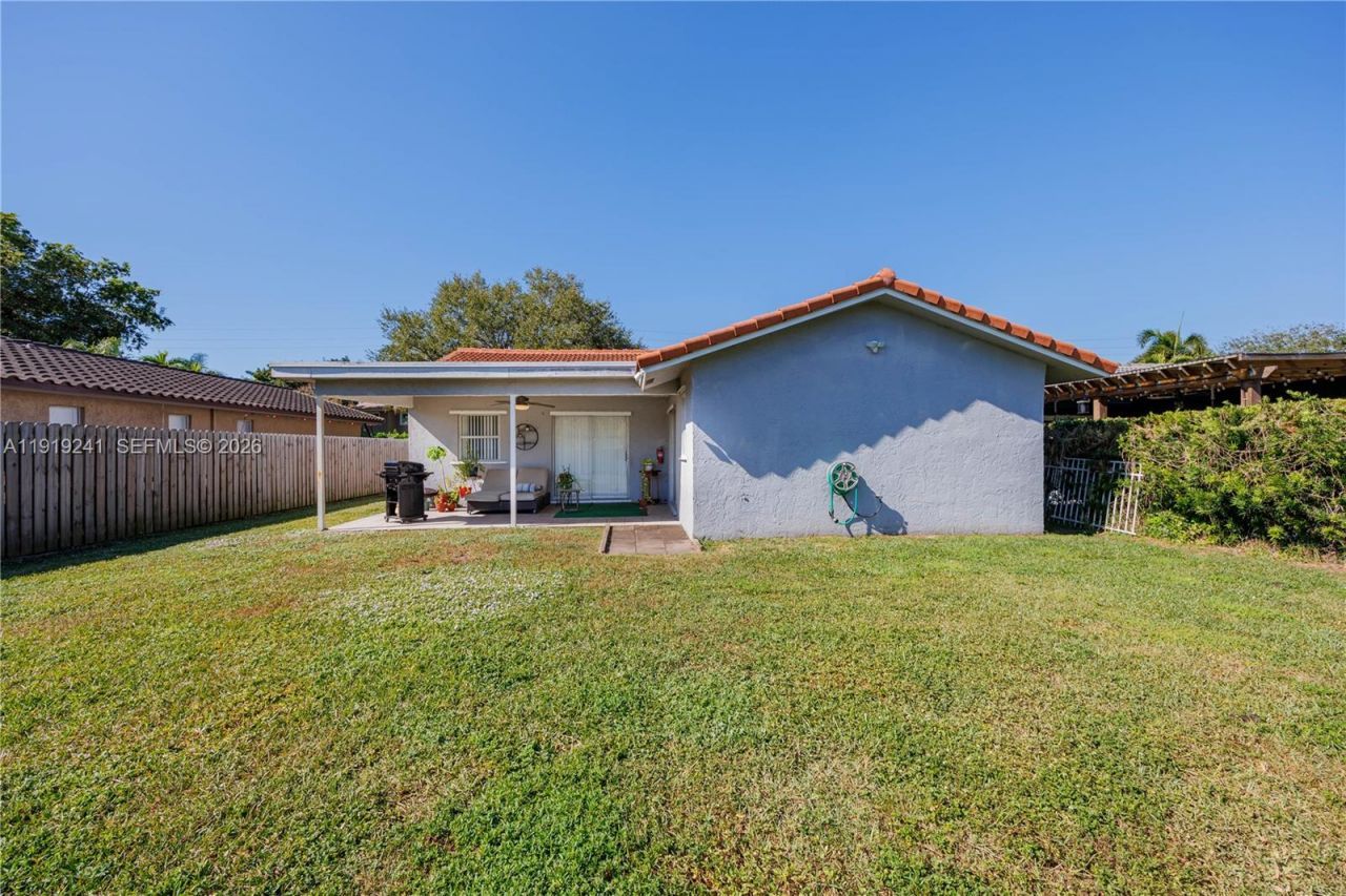 2713 NW 123rd Ave, Coral Springs, FL 33065 Photo