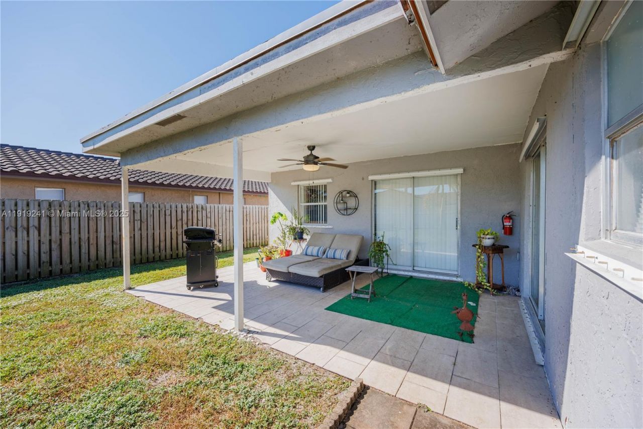 2713 NW 123rd Ave, Coral Springs, FL 33065 Photo