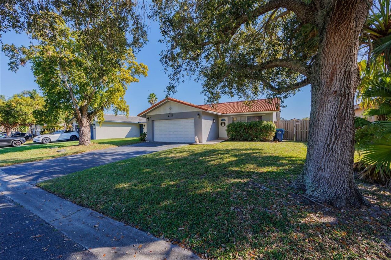 2713 NW 123rd Ave, Coral Springs, FL 33065 Photo