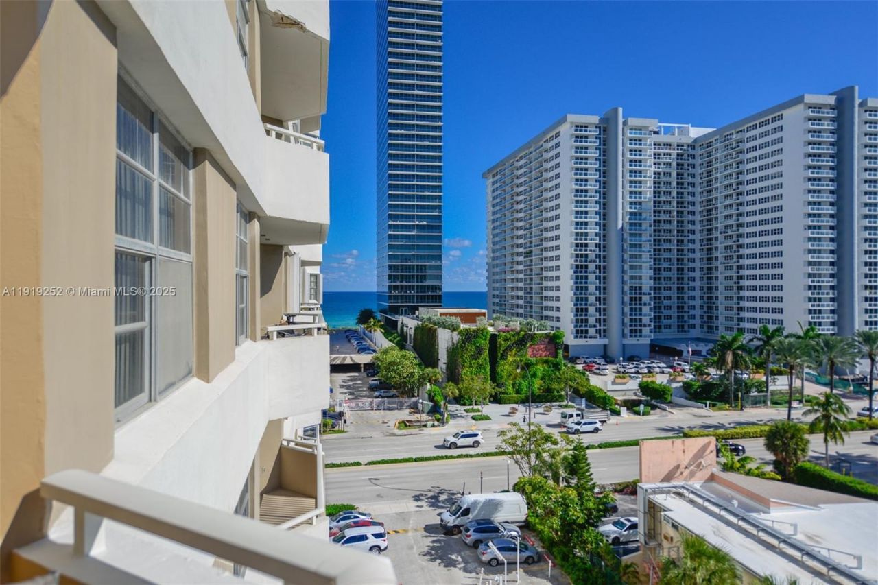 1985 S Ocean Dr, Unit 6J, Hallandale Beach, FL 33009 Main Photo