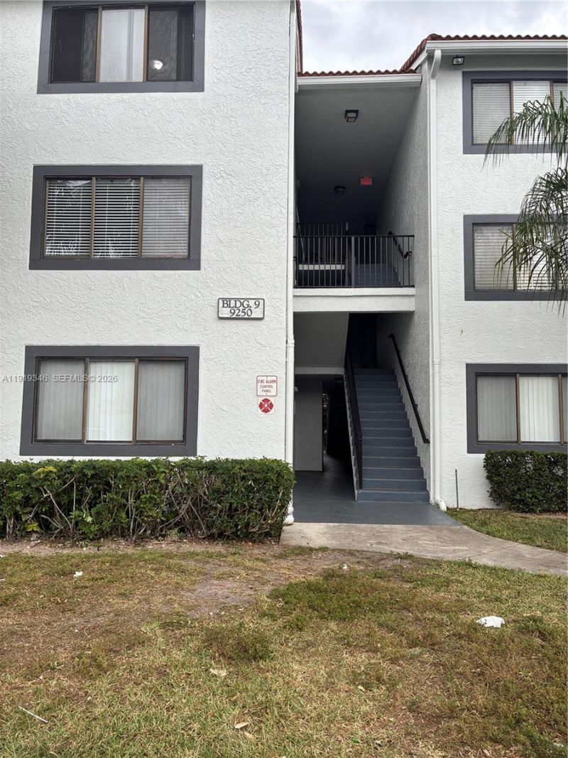 9250 W Atlantic Blvd, Unit 916, Coral Springs, FL 33071 Photo
