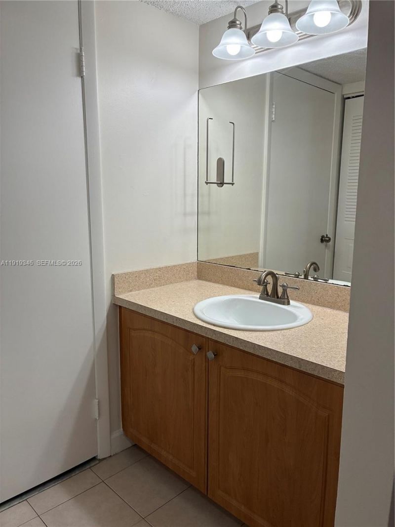 9250 W Atlantic Blvd, Unit 916, Coral Springs, FL 33071 Photo