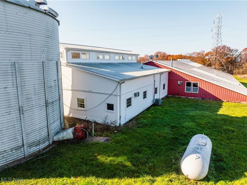 2706 Bedford Road, Lowellville, OH 44436 Photo 40