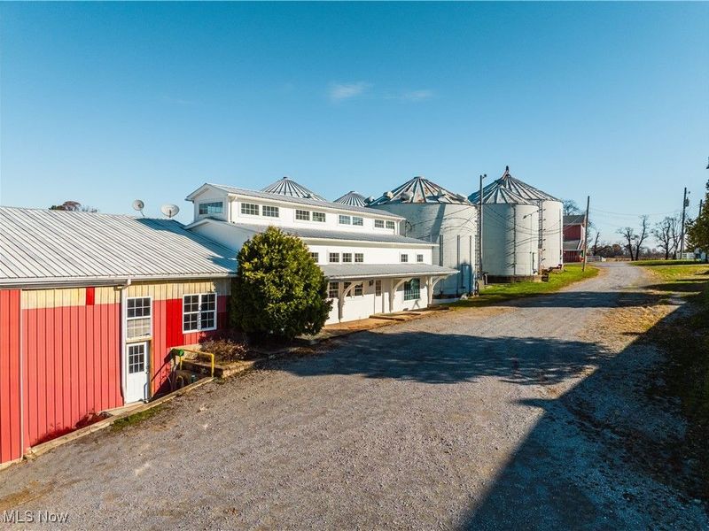 2706 Bedford Road, Lowellville, OH 44436 Photo 41