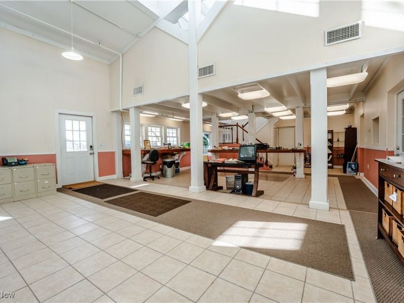 2706 Bedford Road, Lowellville, OH 44436 Photo 6