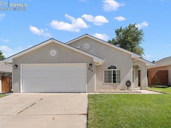 814 Edna Lane, Pueblo, CO 81005