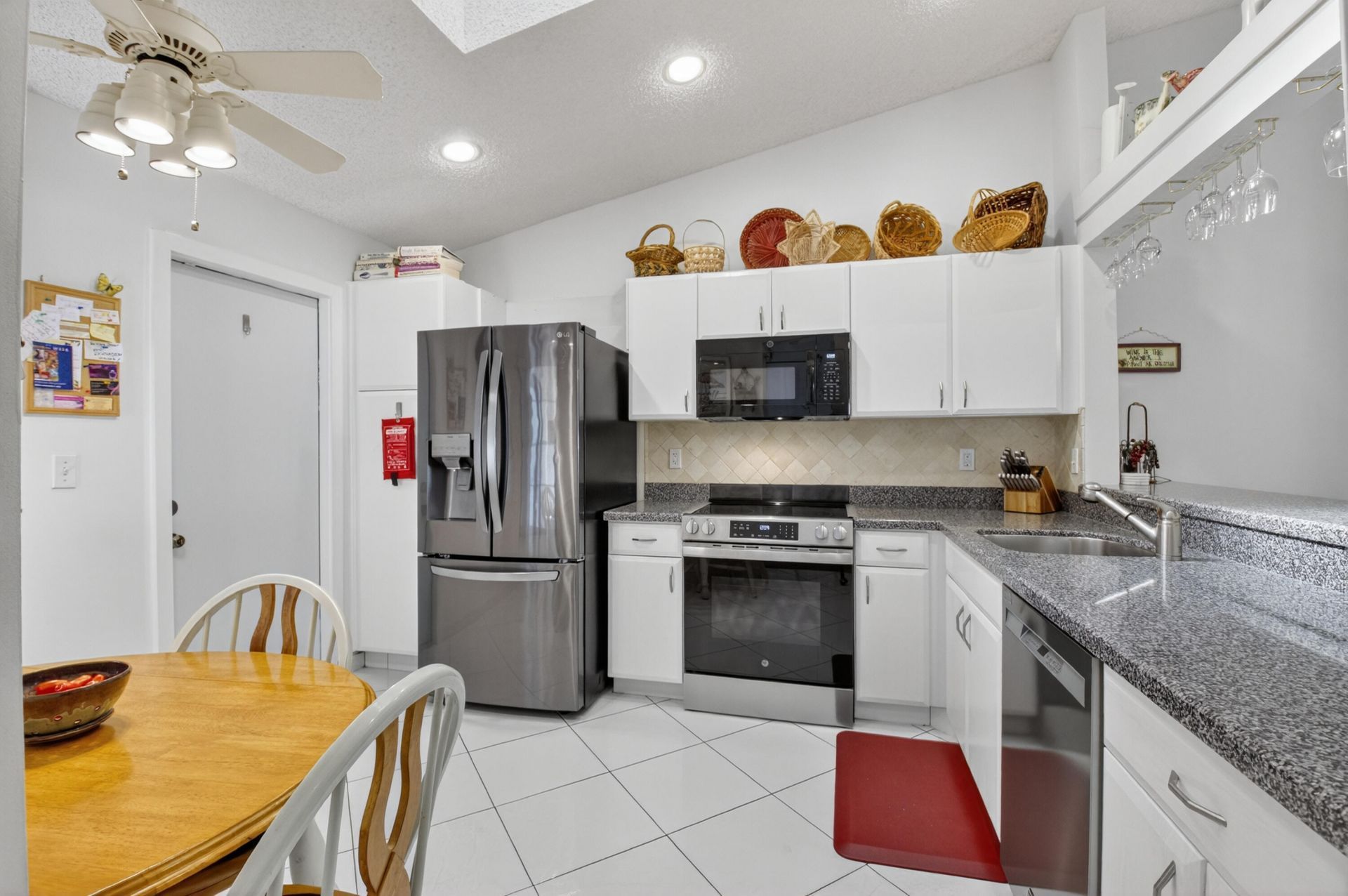 5893 Sunswept Lane, Unit B, Boynton Beach, FL 33437 Photo