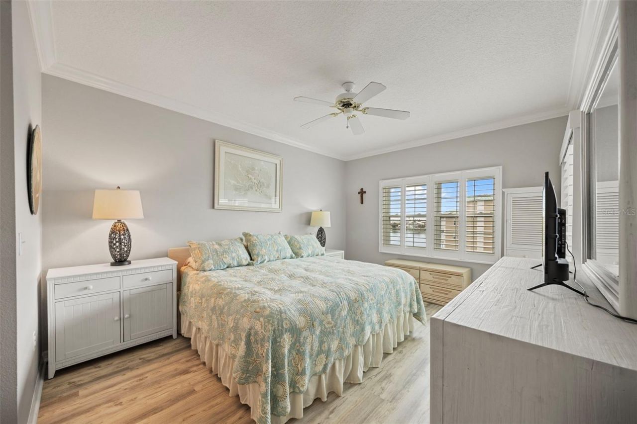 399 150th Avenue, Unit 309, Madeira Beach, FL 33708 Photo
