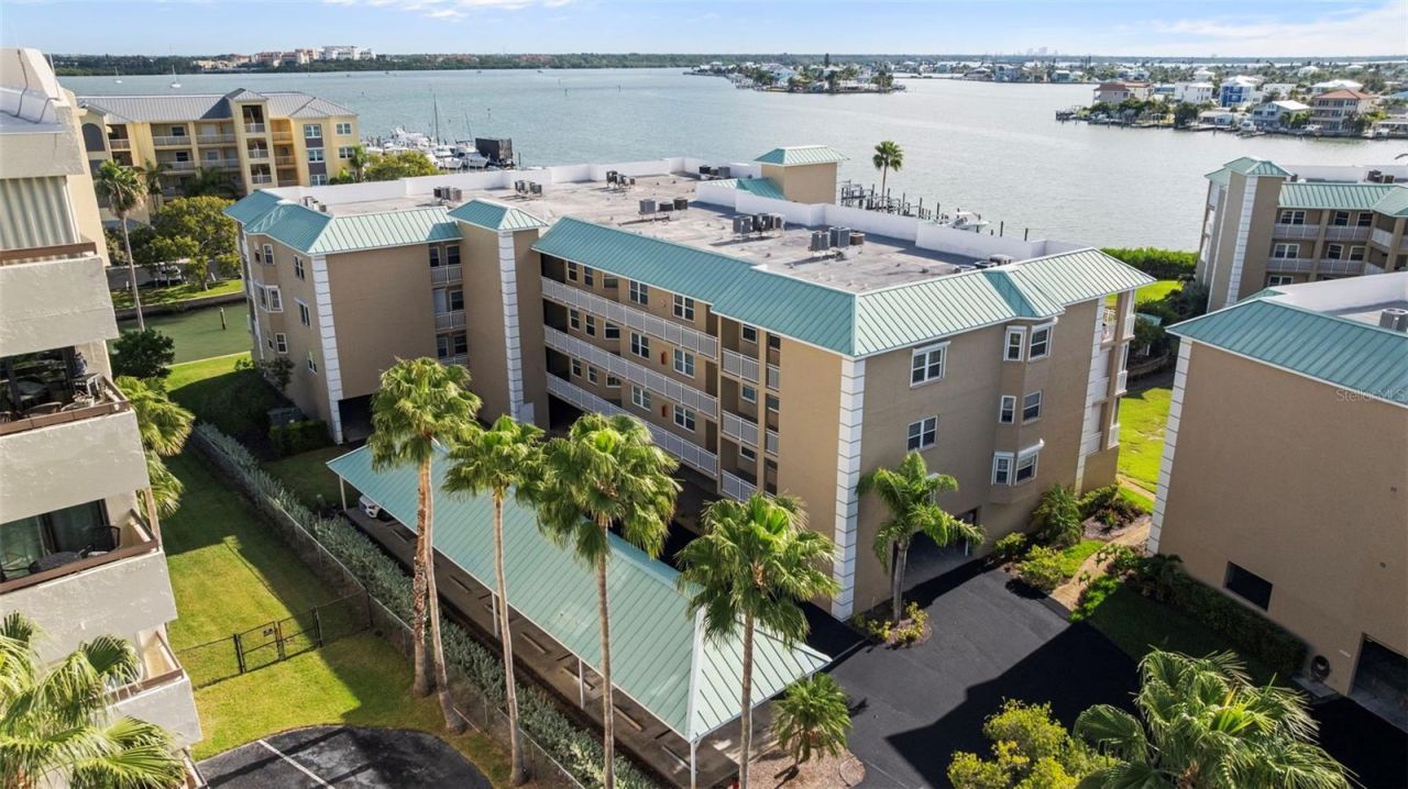 399 150th Avenue, Unit 309, Madeira Beach, FL 33708 Photo