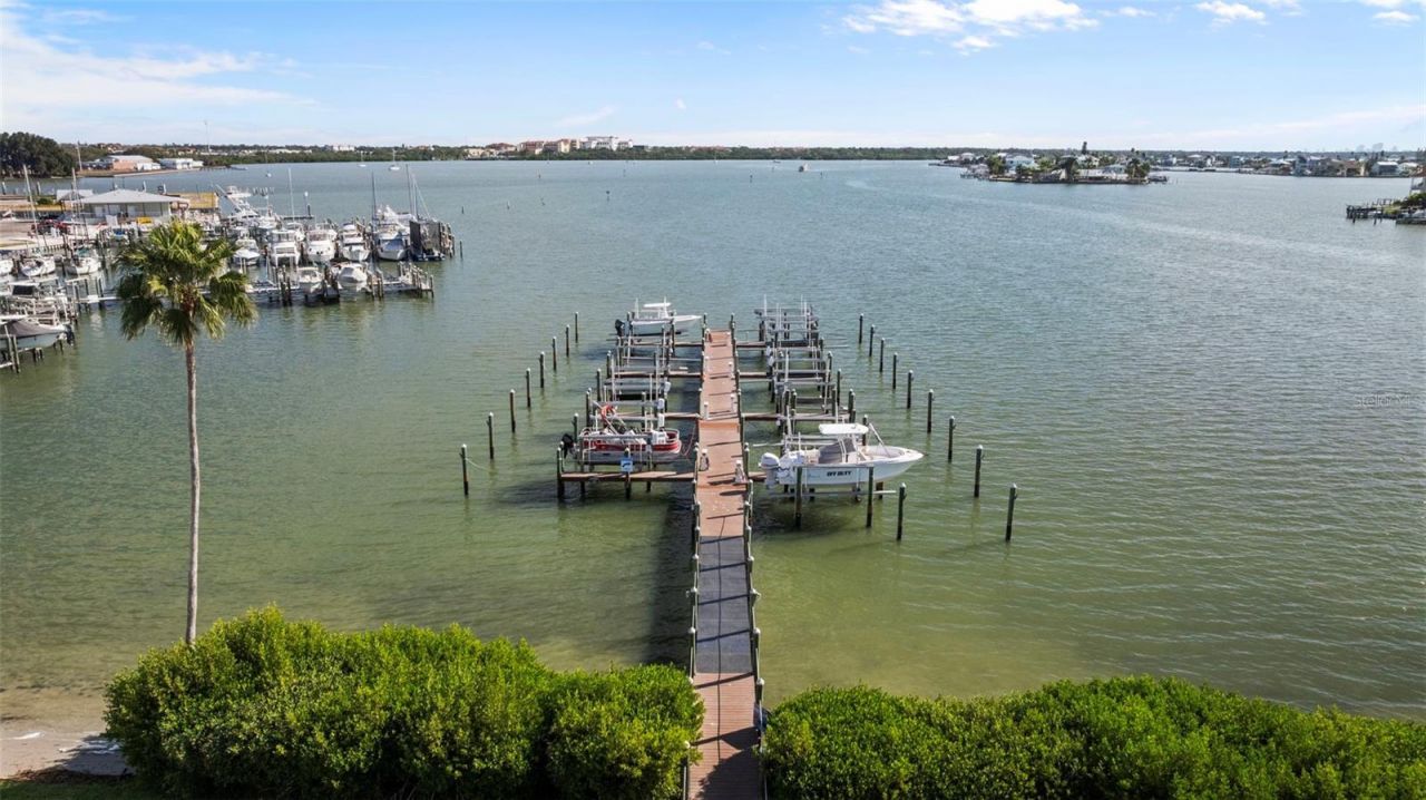 399 150th Avenue, Unit 309, Madeira Beach, FL 33708 Photo