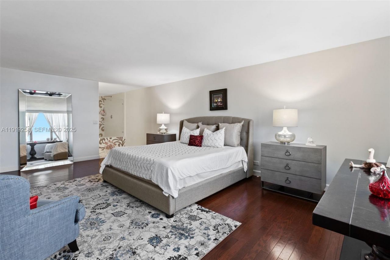 1800 NE 114th St, Unit 1903, Miami, FL 33181 Photo