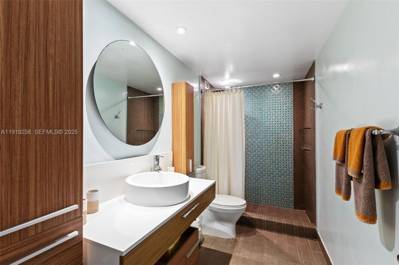 1800 NE 114th St, Unit 1903, Miami, FL 33181 Photo