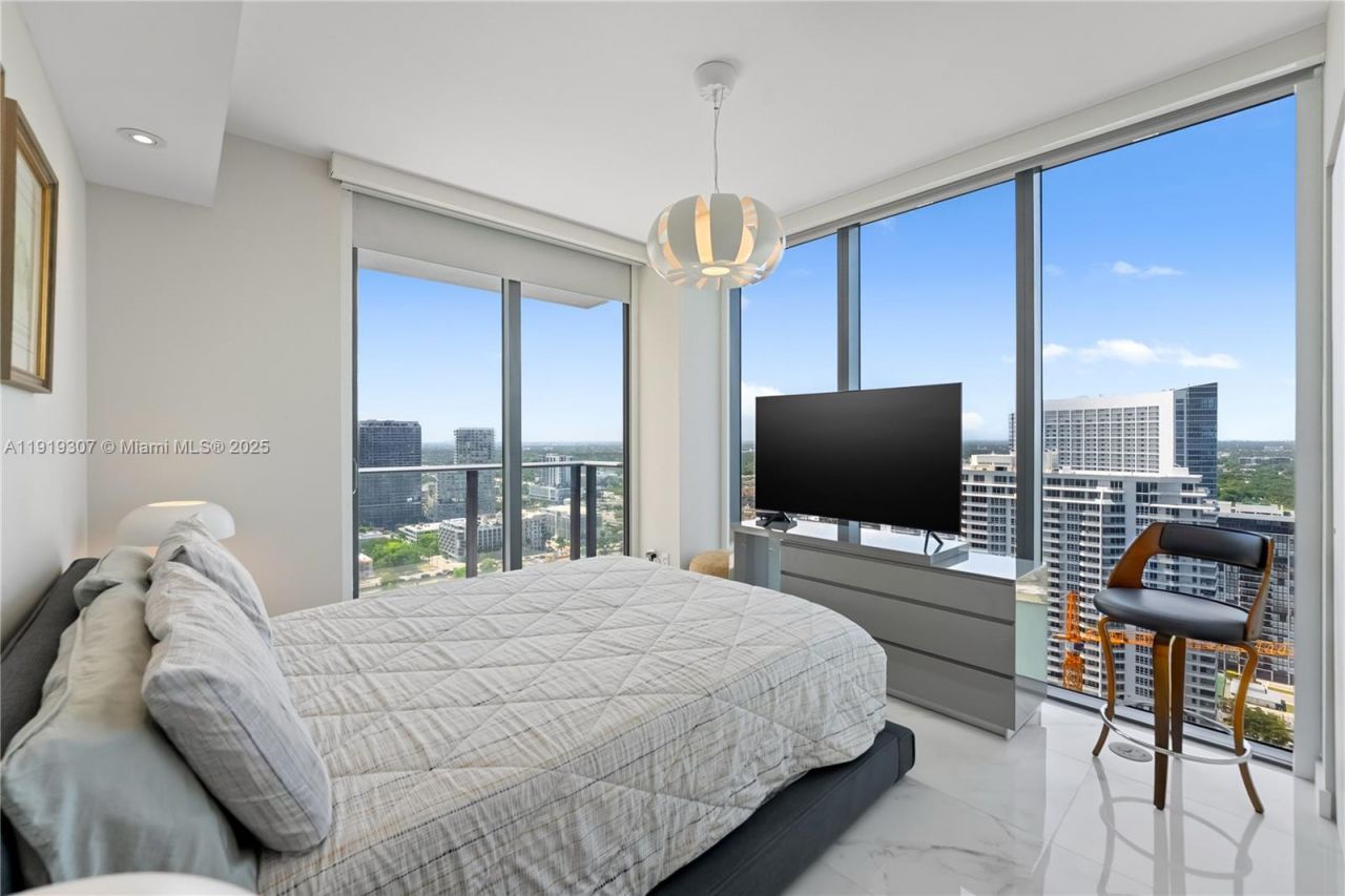 3131 NE 7th Ave, Unit 3106, Miami, FL 33137 Photo