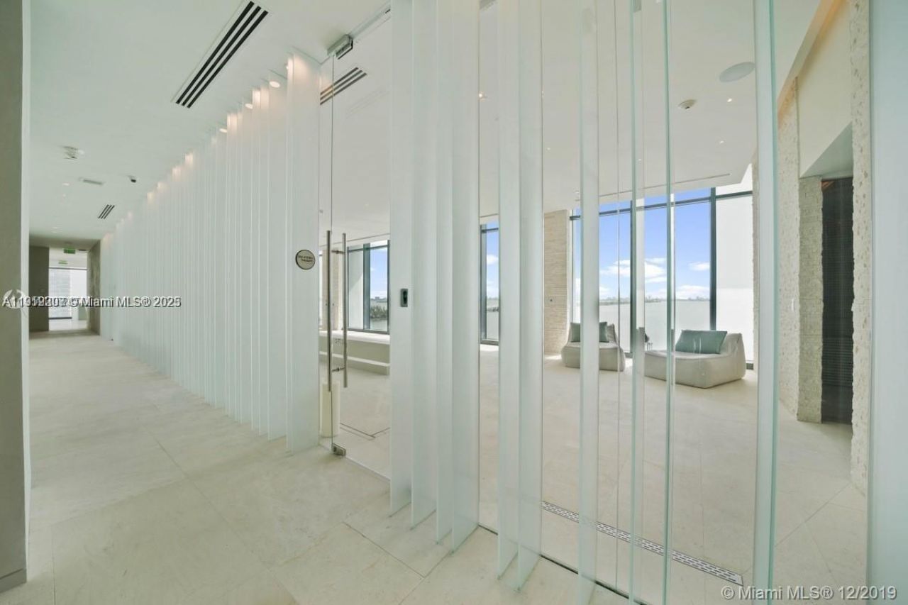 3131 NE 7th Ave, Unit 3106, Miami, FL 33137 Photo