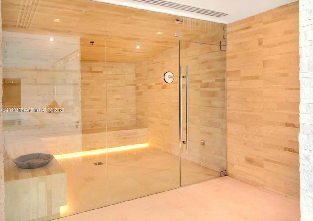 3131 NE 7th Ave, Unit 3106, Miami, FL 33137 Photo