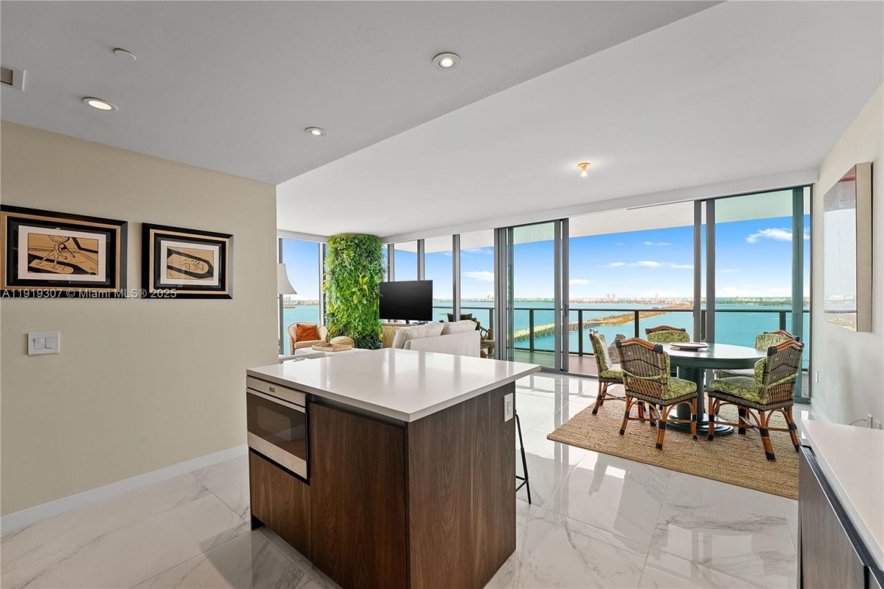 3131 NE 7th Ave, Unit 3106, Miami, FL 33137 Photo