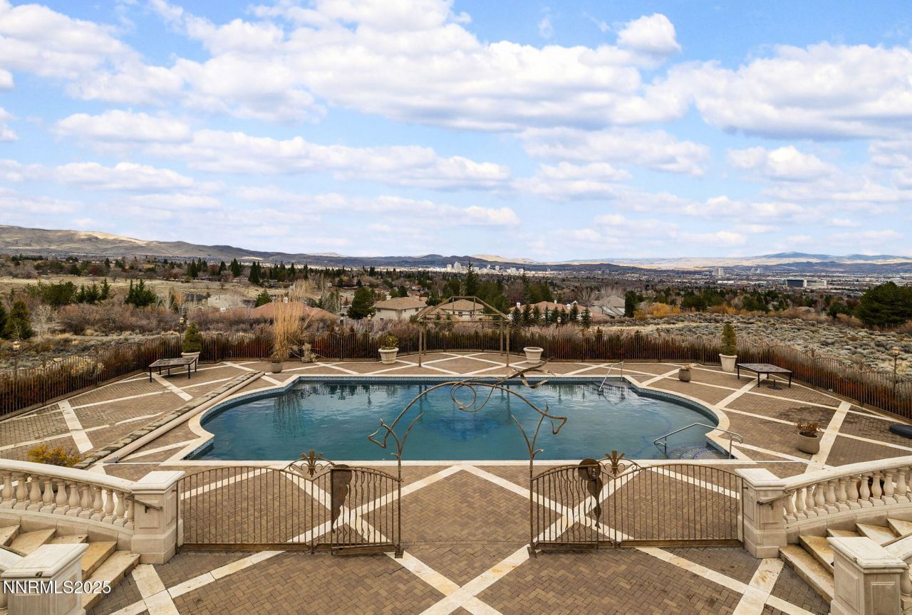 2490 Manzanita Lane, Reno, NV 89509 Photo