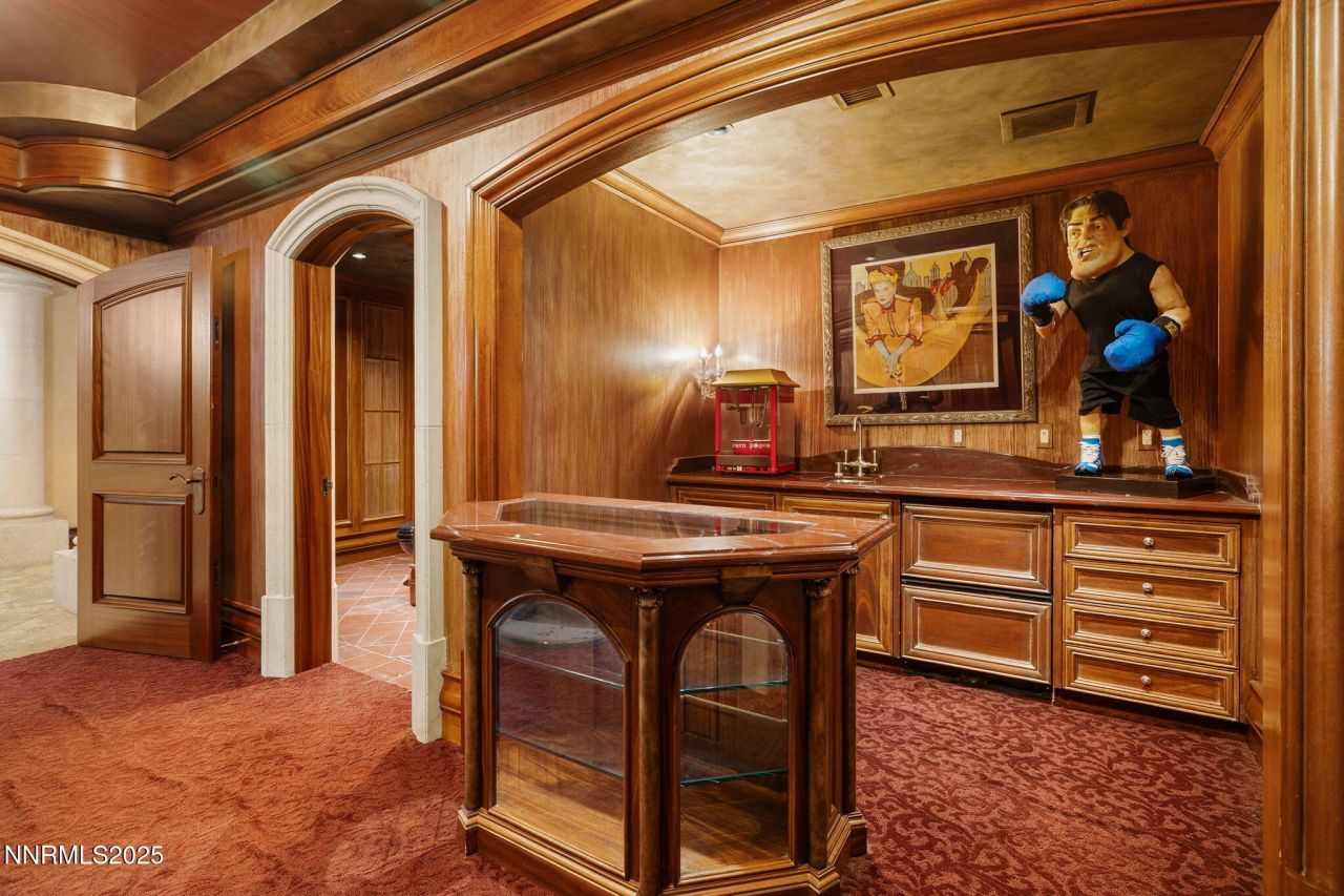 2490 Manzanita Lane, Reno, NV 89509 Photo