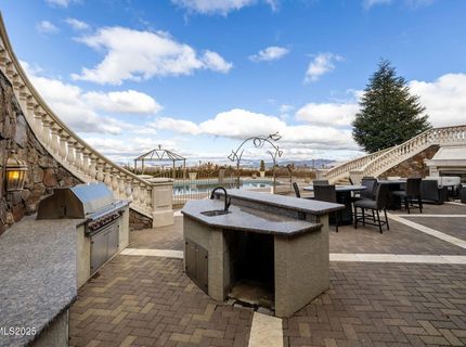 2490 Manzanita Lane, Reno, NV 89509 Photo