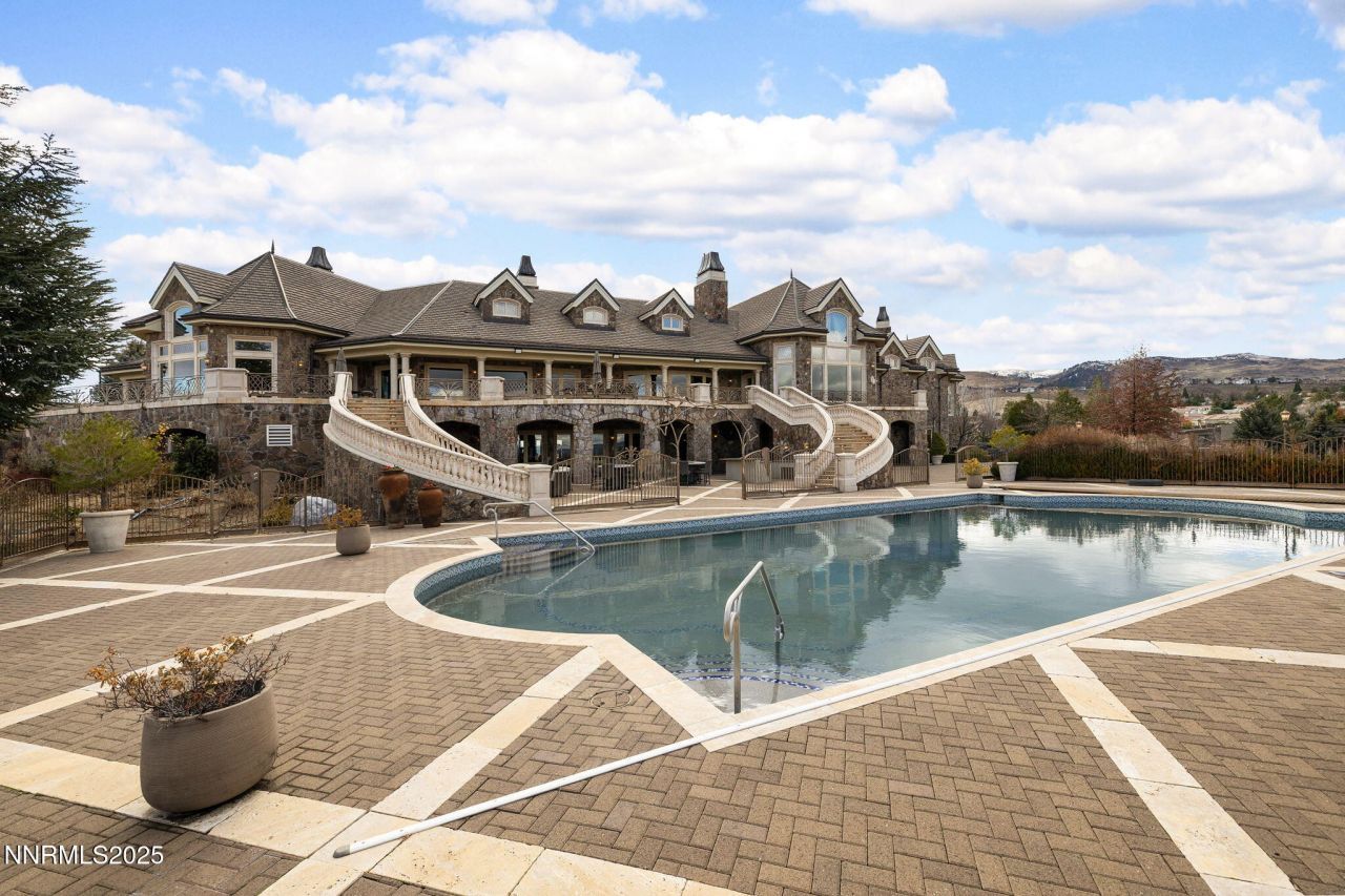 2490 Manzanita Lane, Reno, NV 89509 Photo