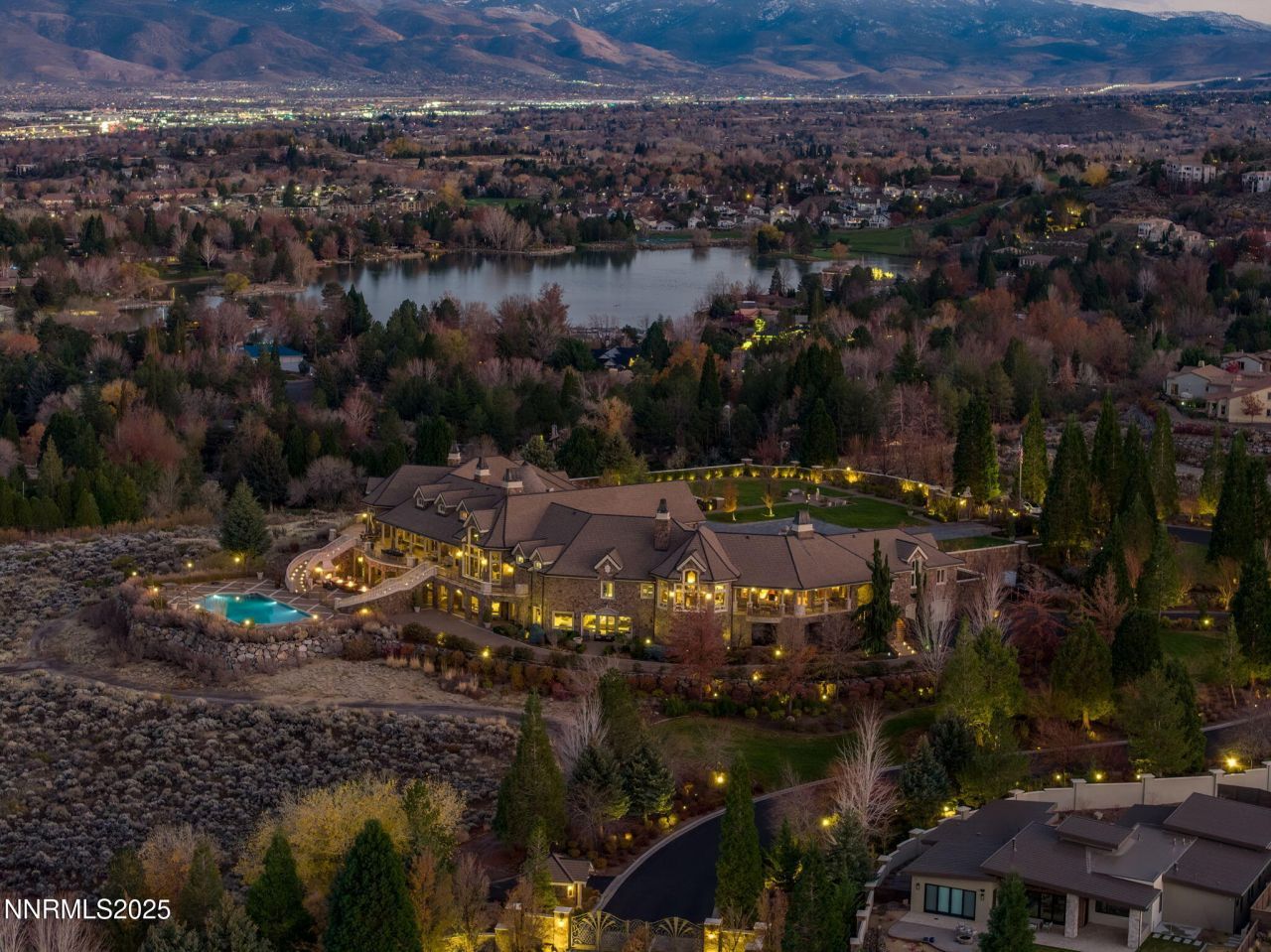 2490 Manzanita Lane, Reno, NV 89509 Photo