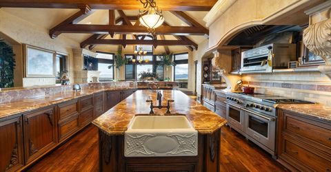 2490 Manzanita Lane, Reno, NV 89509 Photo