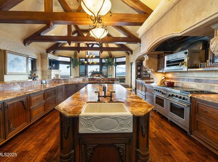 2490 Manzanita Lane, Reno, NV 89509 Photo