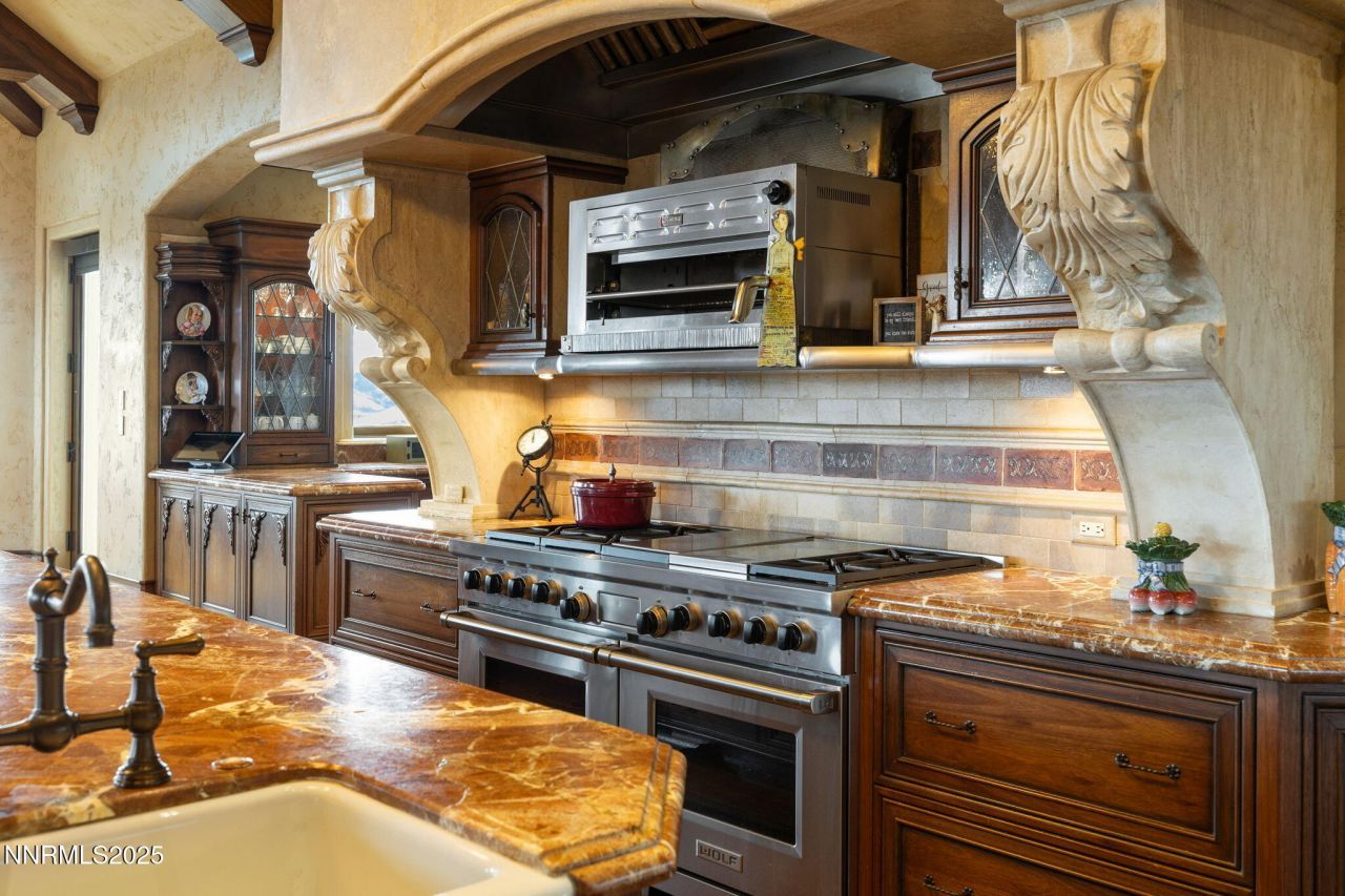 2490 Manzanita Lane, Reno, NV 89509 Photo