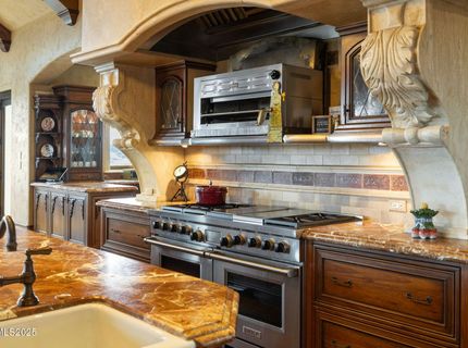 2490 Manzanita Lane, Reno, NV 89509 Photo