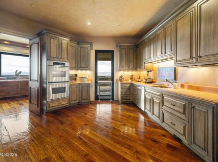 2490 Manzanita Lane, Reno, NV 89509 Photo