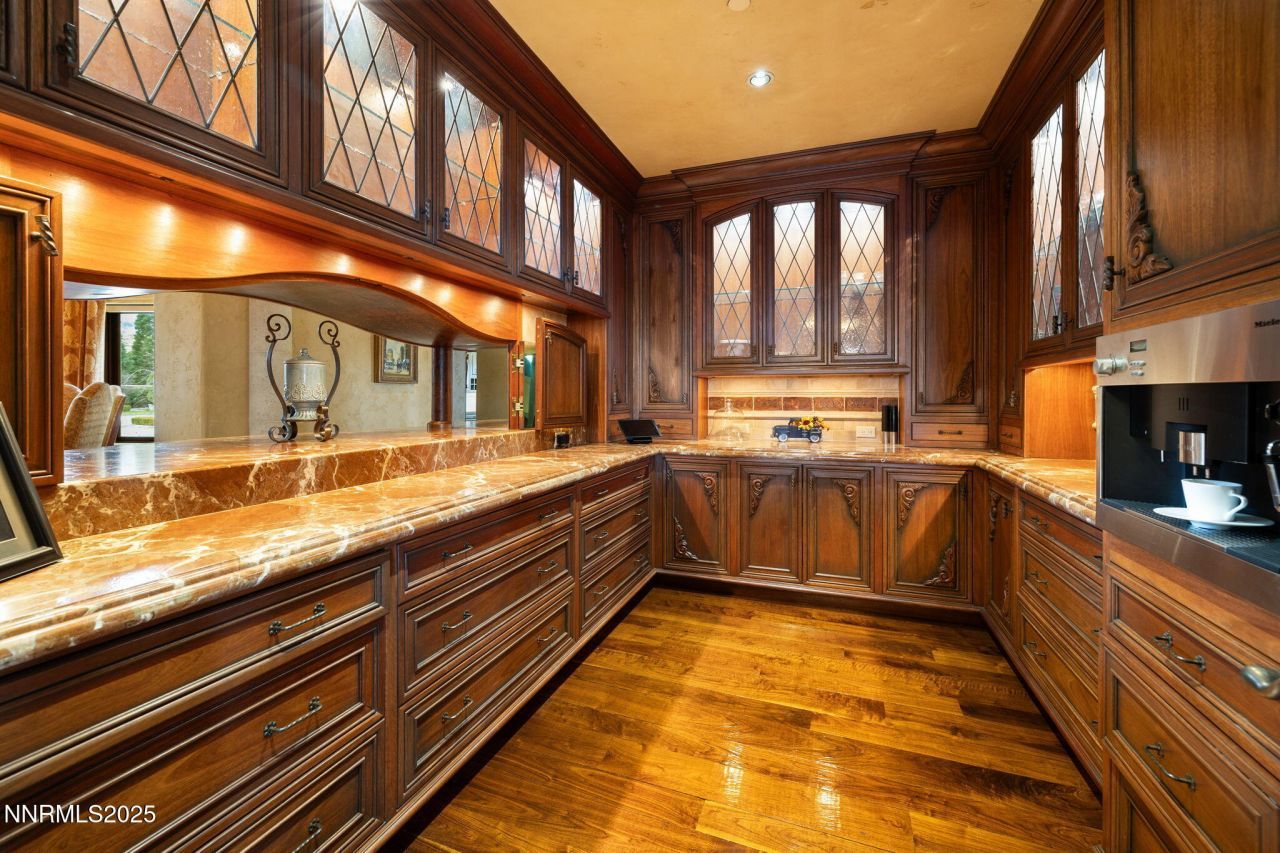 2490 Manzanita Lane, Reno, NV 89509 Photo