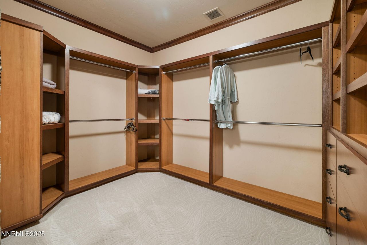 2490 Manzanita Lane, Reno, NV 89509 Photo