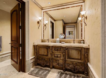 2490 Manzanita Lane, Reno, NV 89509 Photo