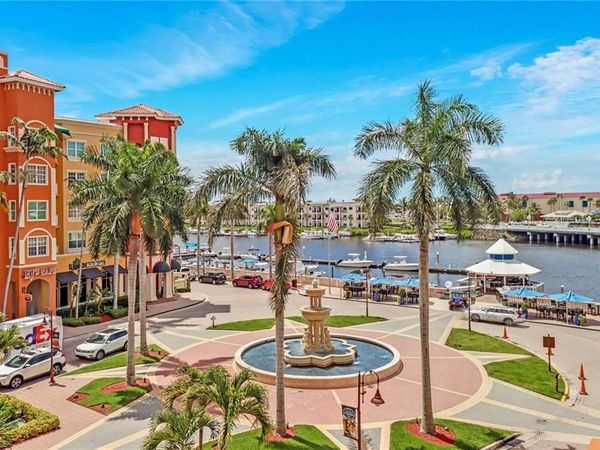 450 Bayfront PL, Unit 4304, NAPLES, FL 34102