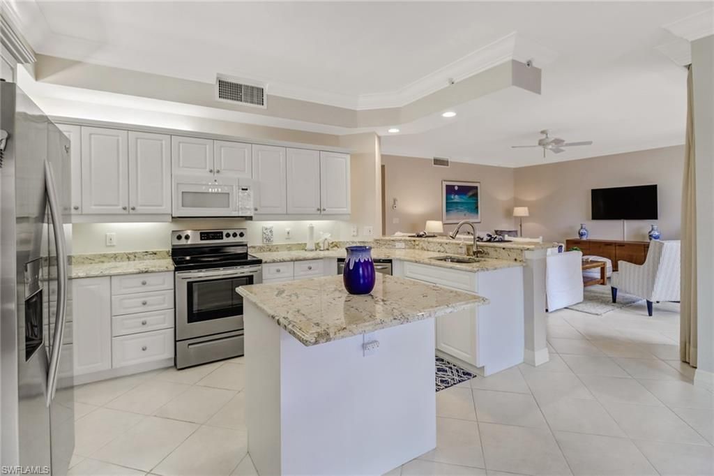 450 Bayfront Pl, Unit 4304, Naples, FL 34102 Photo