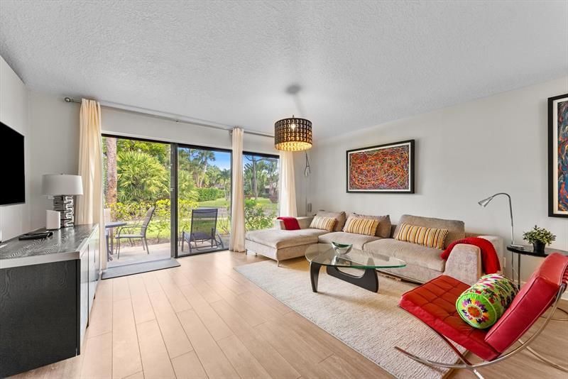 842 Club Dr, Unit 842, Palm Beach Gardens, FL 33418 Photo