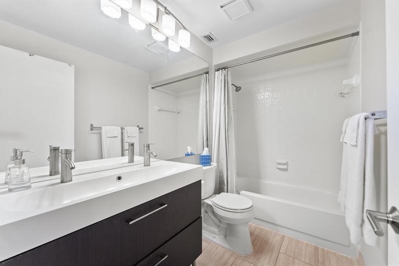 842 Club Dr, Unit 842, Palm Beach Gardens, FL 33418 Photo