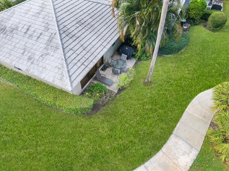 842 Club Dr, Unit 842, Palm Beach Gardens, FL 33418 Photo