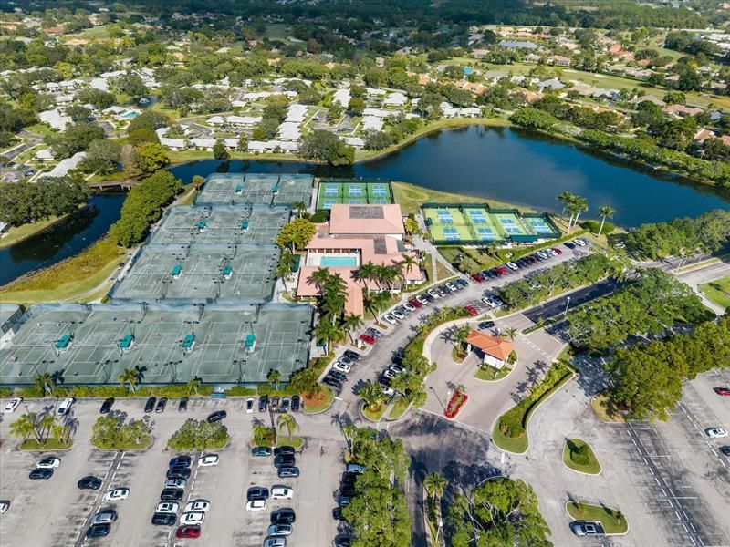 842 Club Dr, Unit 842, Palm Beach Gardens, FL 33418 Photo