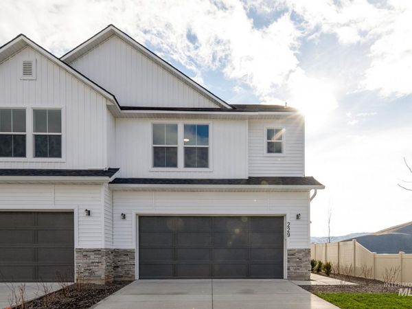 229 Moose St, Horseshoe Bend, ID 83629
