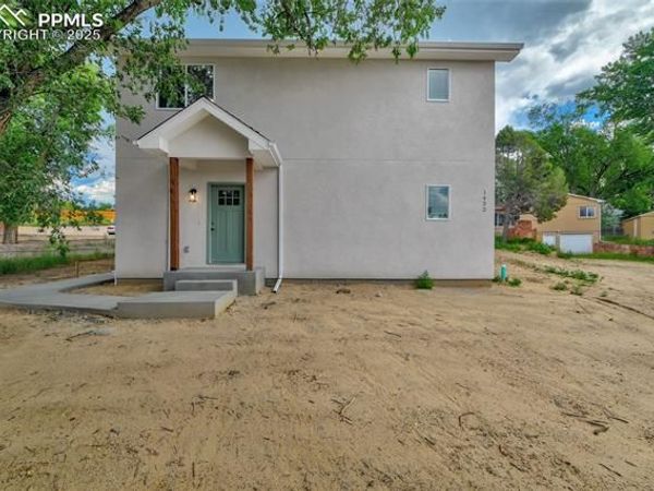1422 Acacia Drive, Colorado Springs, CO 80907