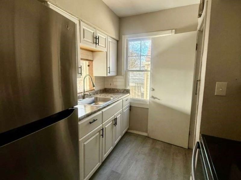 17208 Lipton Avenue, Cleveland, OH 44128 Photo 11