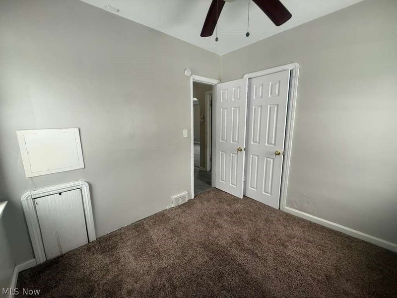 17208 Lipton Avenue, Cleveland, OH 44128 Photo 14